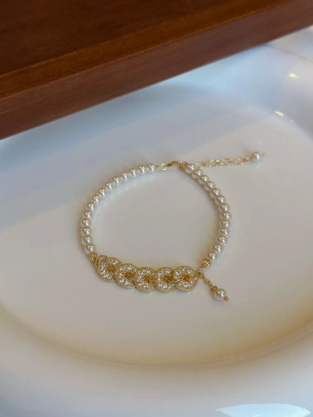 18K Gold-Plated Pearl Coin Bracelet, image 5