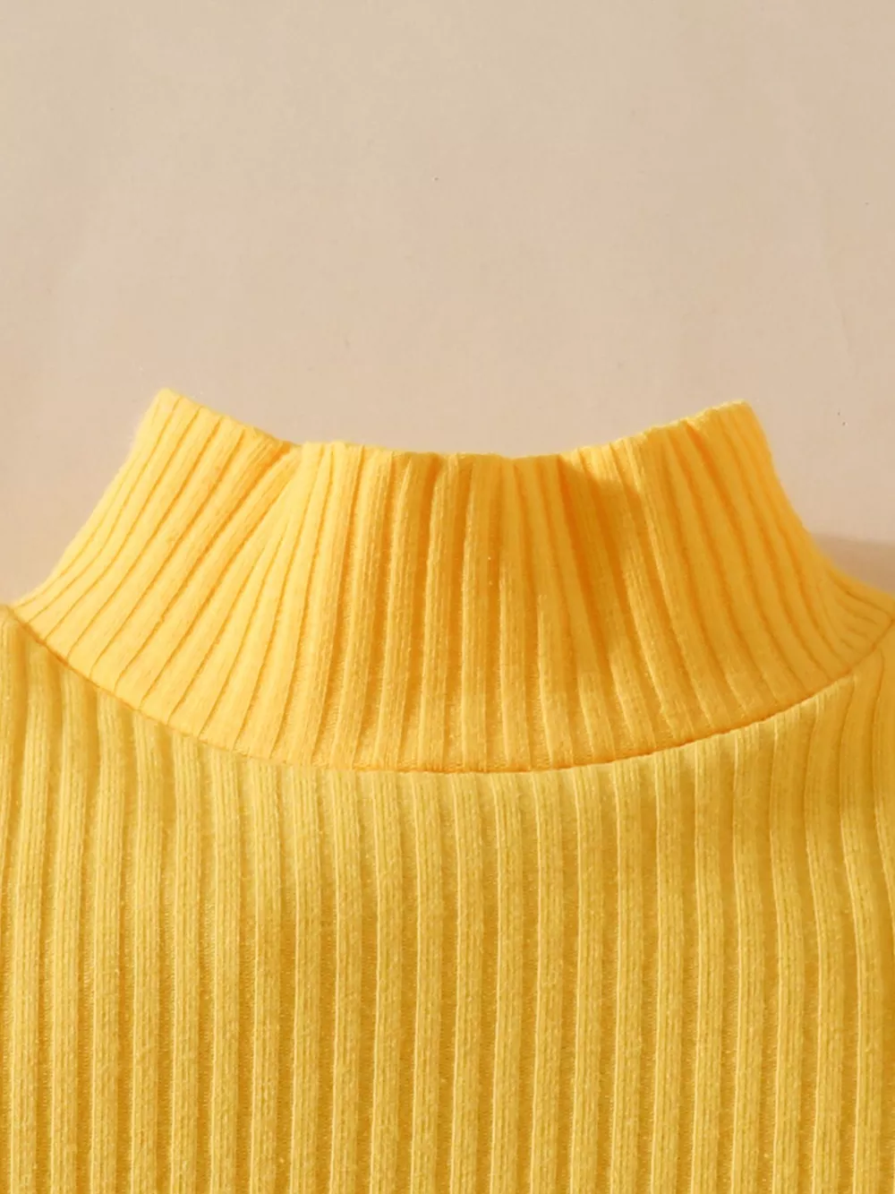 Children's Ruffled Bodysuit and Sunflower Pants Set, image 3