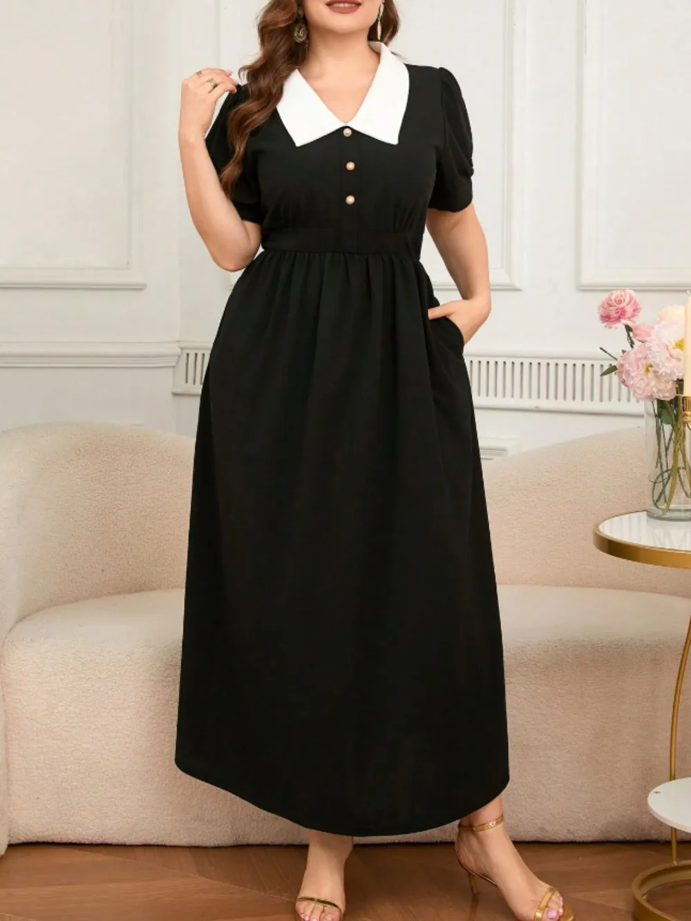 Plus Size Contrast Collar Short Sleeve Dress