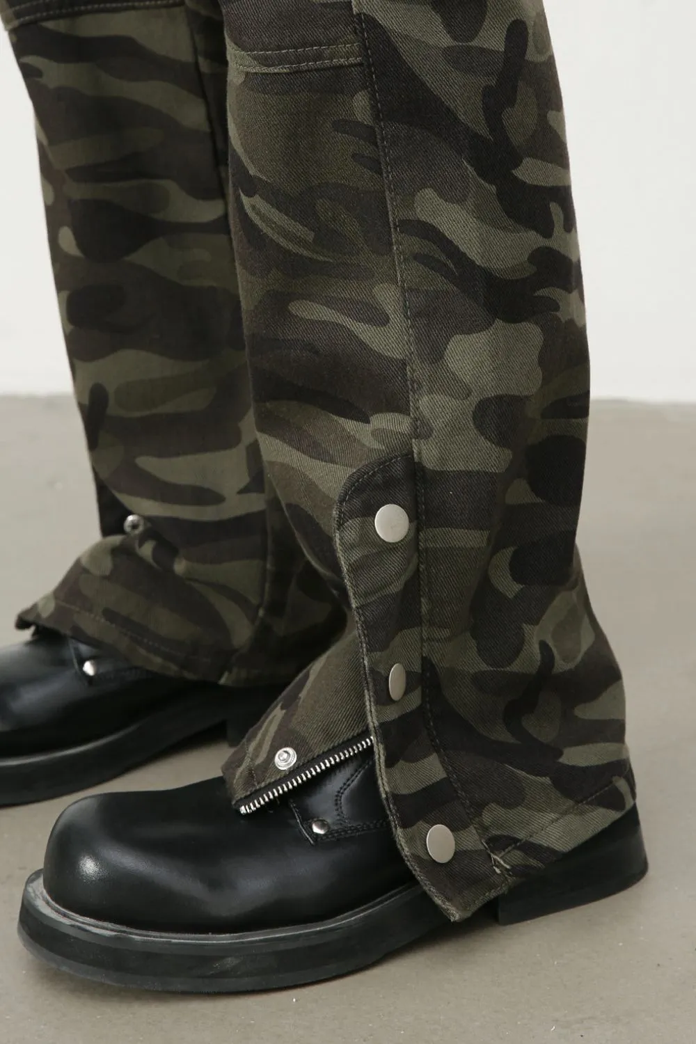 Men's Camouflage Jeans with Cargo Pockets, image 4