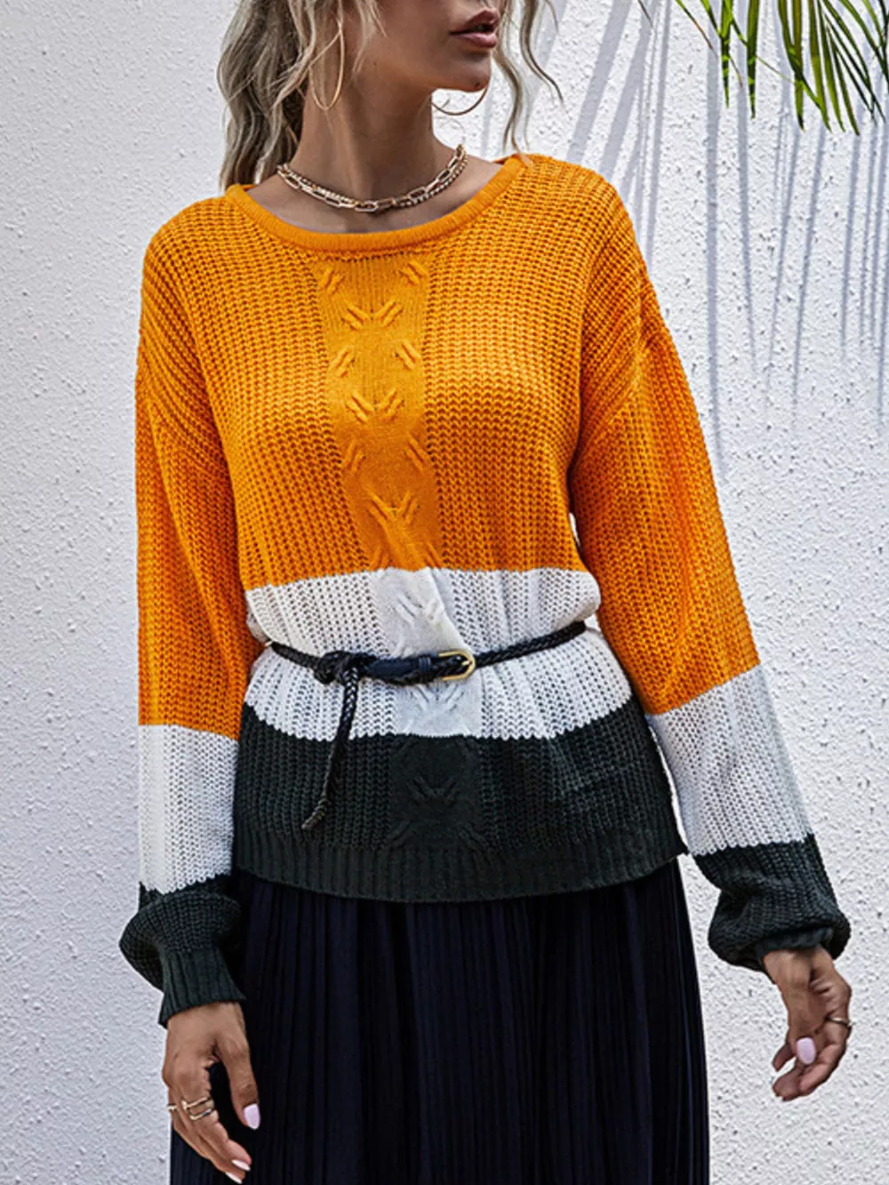Color Block Round Neck Sweater, image 4