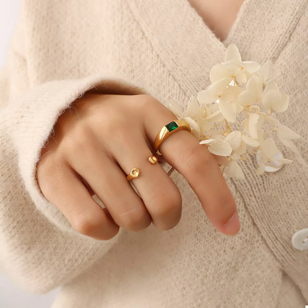 18K Gold-Plated Titanium Steel Zircon Ring, image 2
