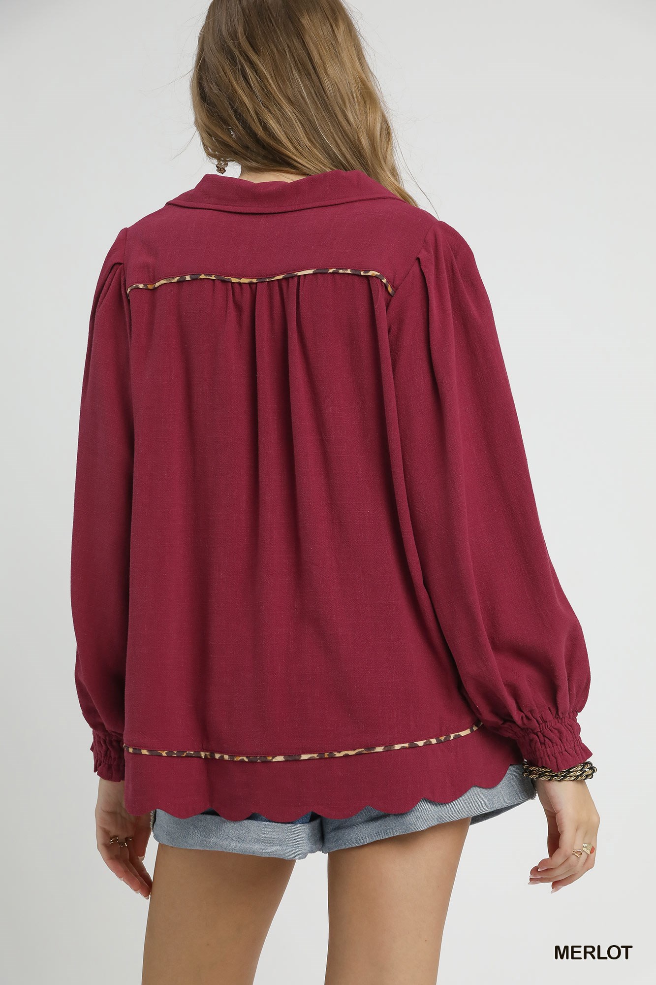 Full Size Linen Scallop Hem Blouse with Contrast Trim Plus Size, image 7