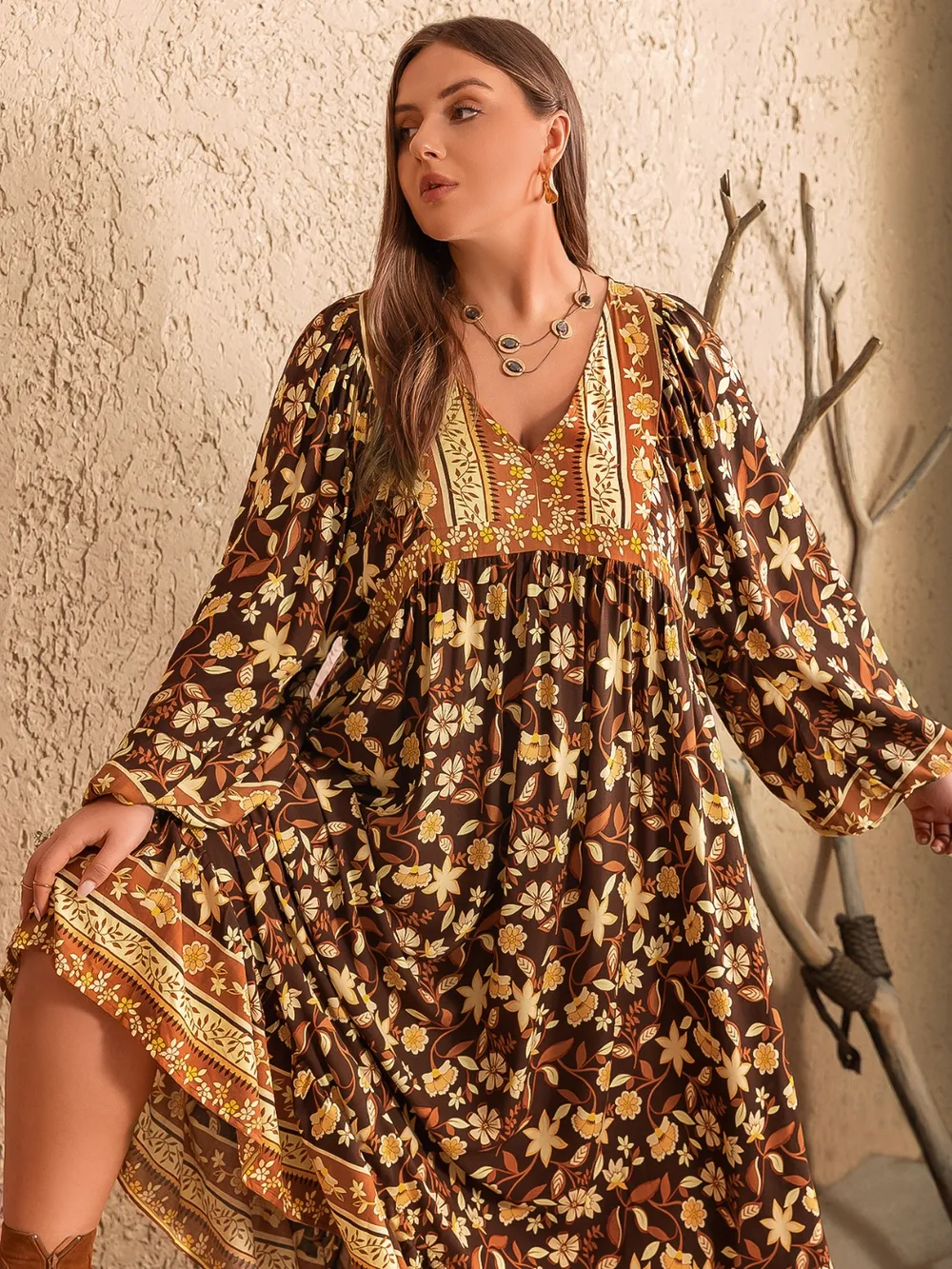 Plus Size Printed V-Neck Balloon Sleeve Dress, image 5