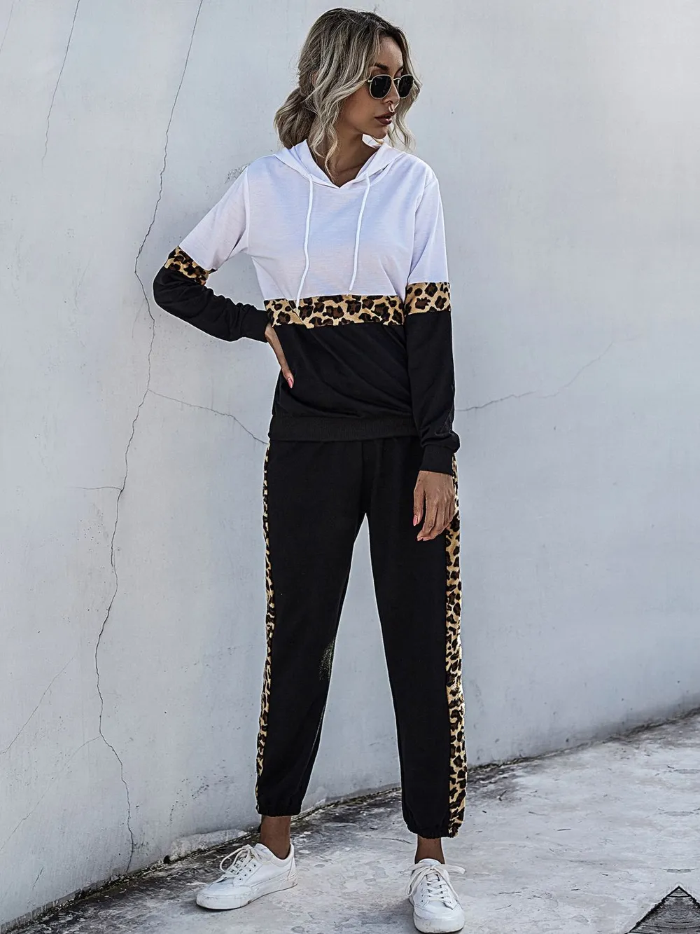 Contrast Long Sleeve Hooded Top and Joggers Set, image 2
