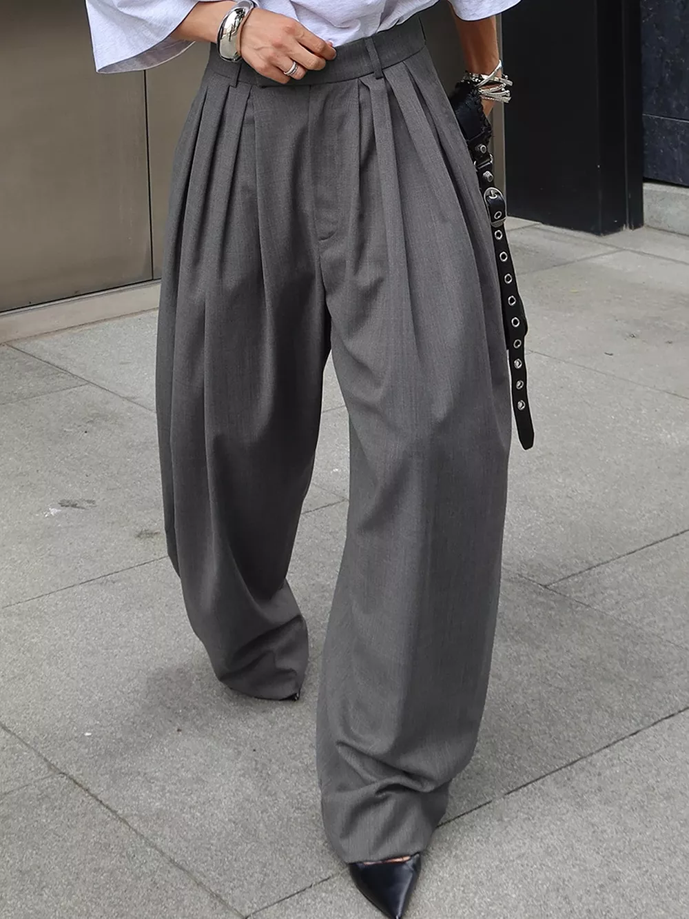 High-Waisted Wide-Leg Pleated Pants, image 2
