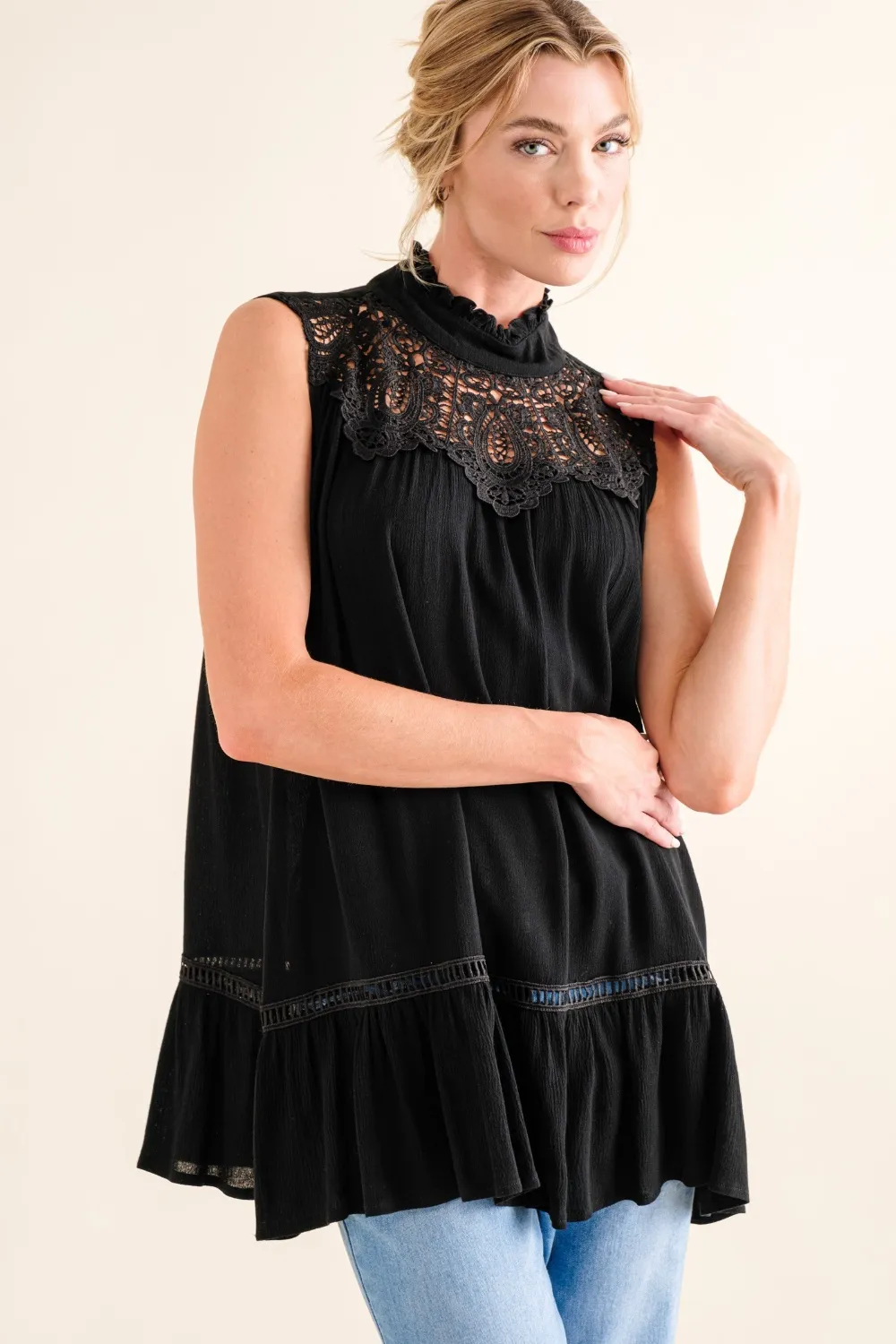 Lace Detail Sleeveless Ruffled Top, image 3