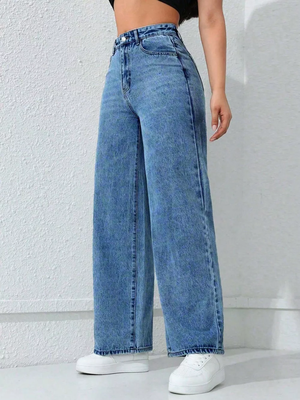 High-Waisted Wide-Leg Jeans, image 2