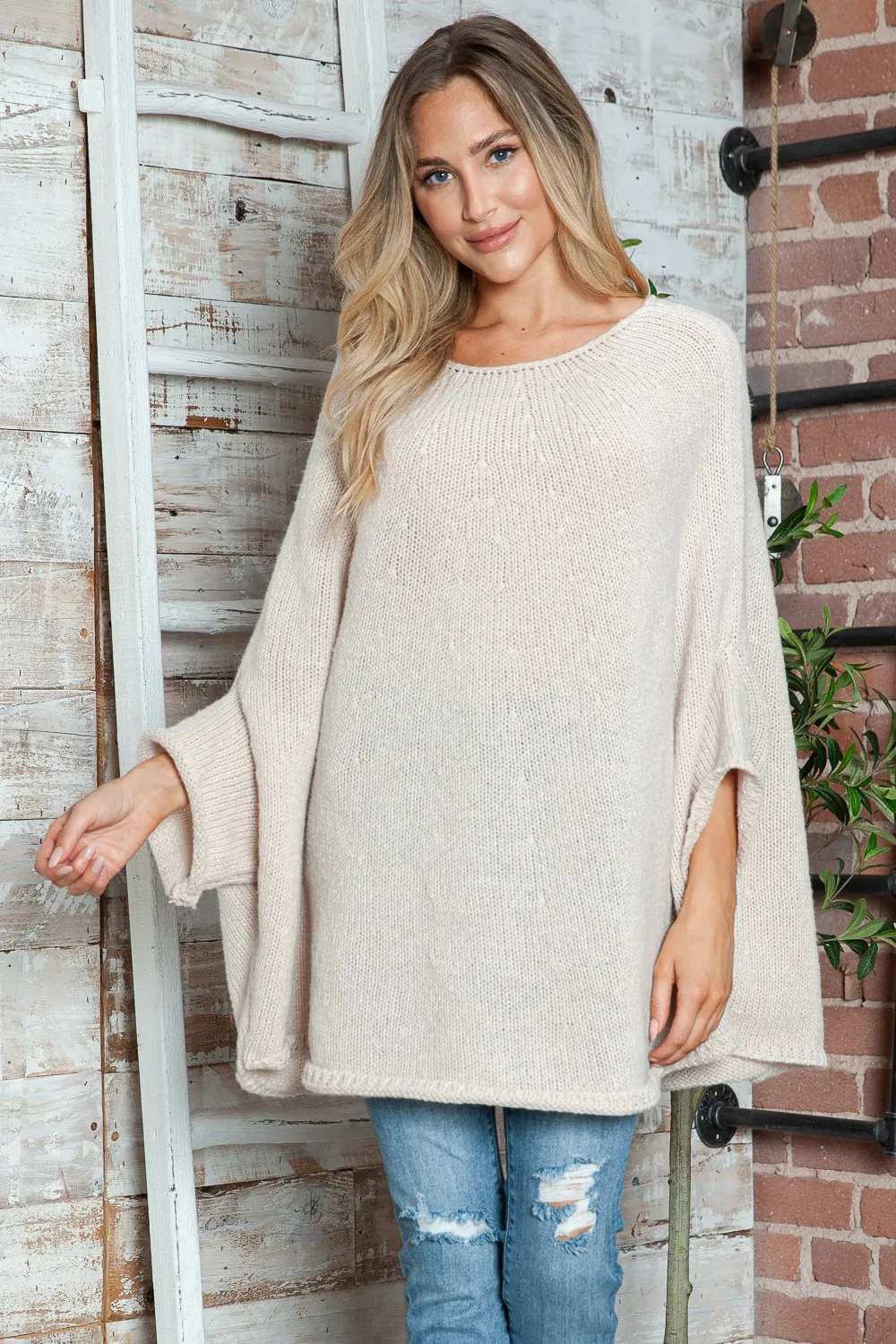 Round Neck Batwing Sleeve Sweater, image 4