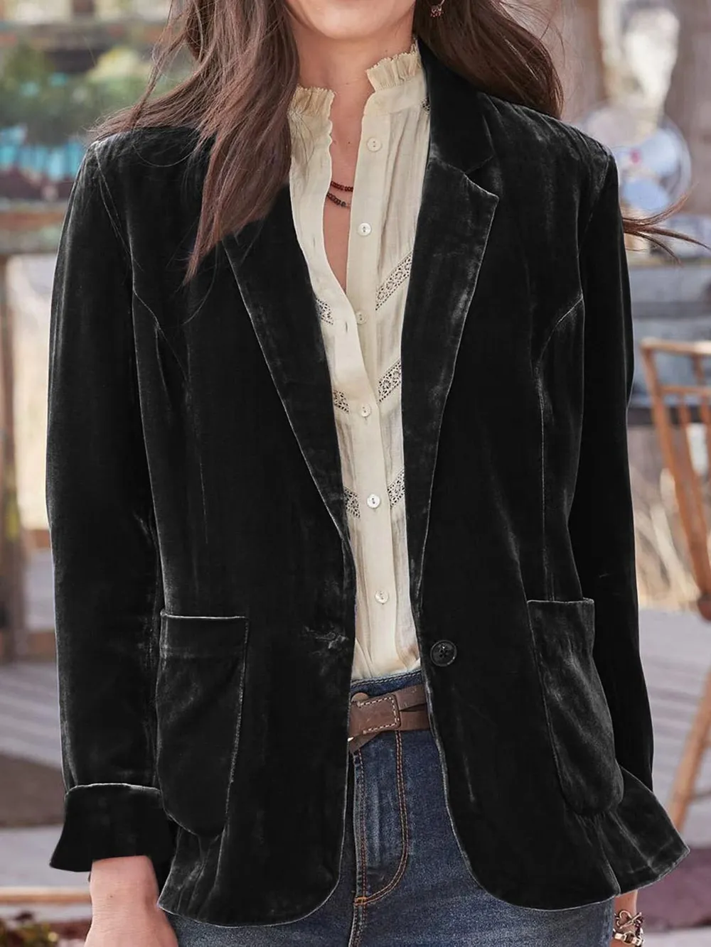 Pocketed Button Up Lapel Collar Blazer, image 3