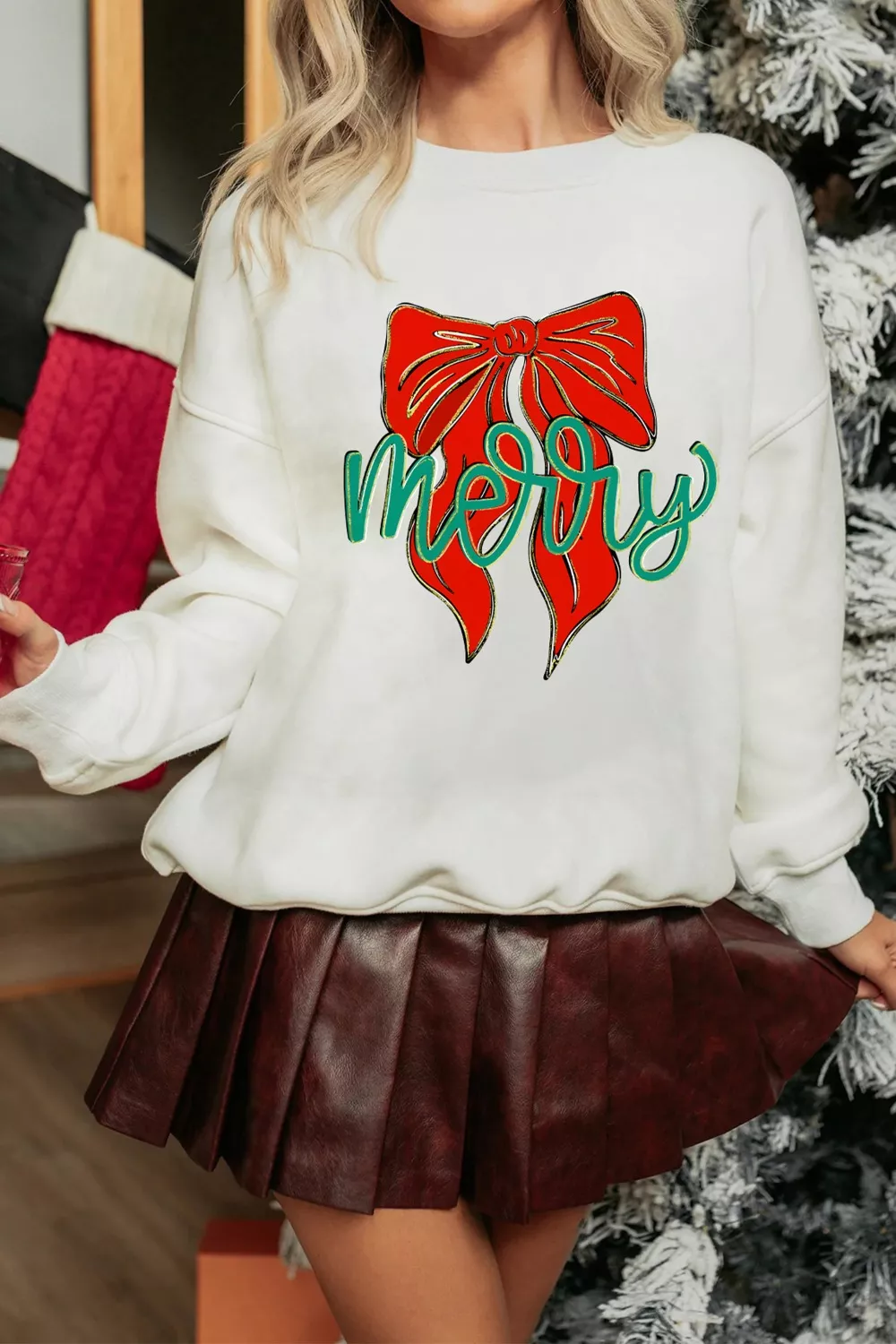 Merry Bow Graphic Drop Shoulder Loose Christmas Sweatshirt