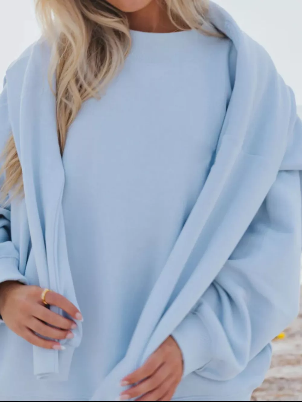 Relaxed Fit Round Neck Sweatshirt and Shorts Set, image 10