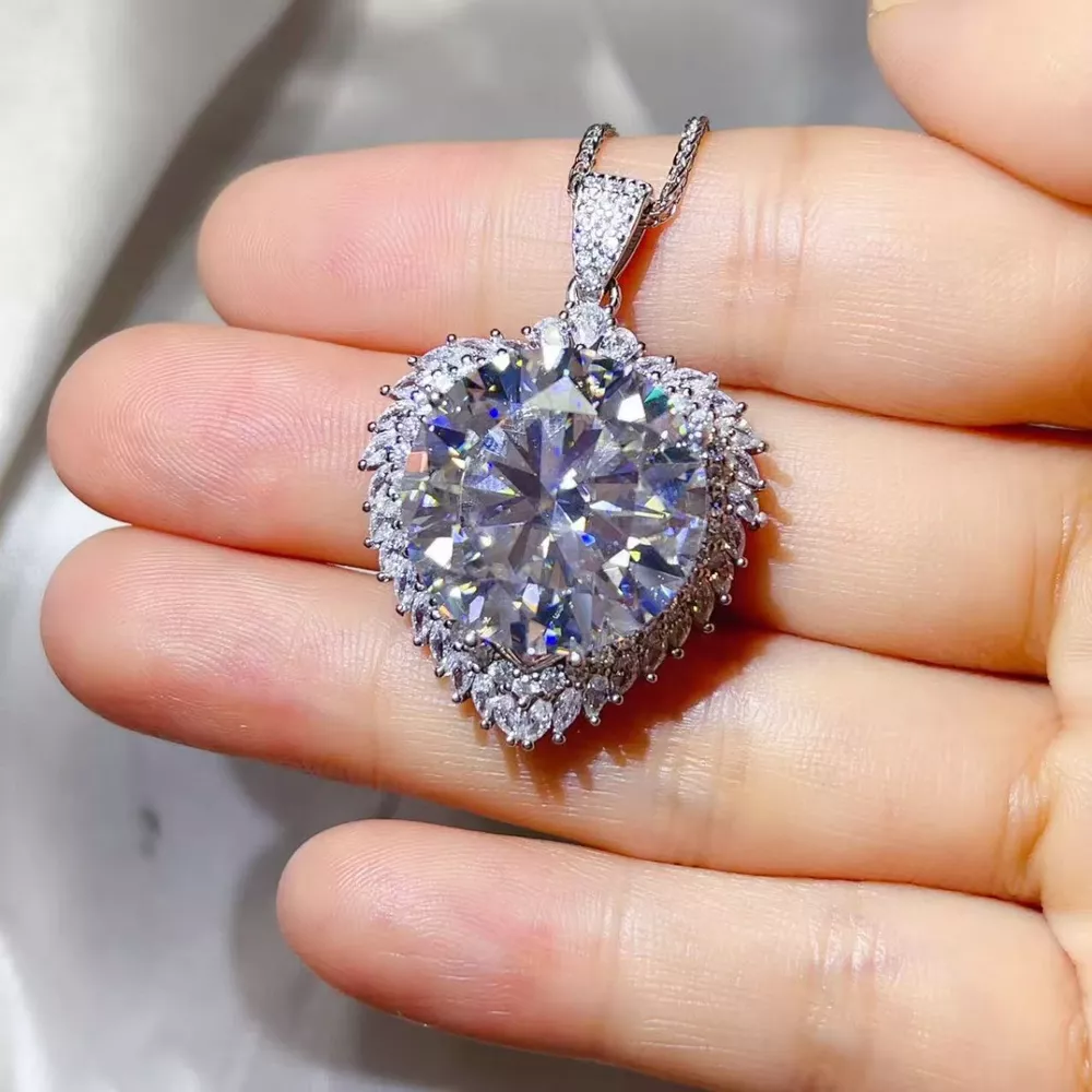 20 Carat Moissanite 925 Sterling Silver Pendant Necklace, image 3