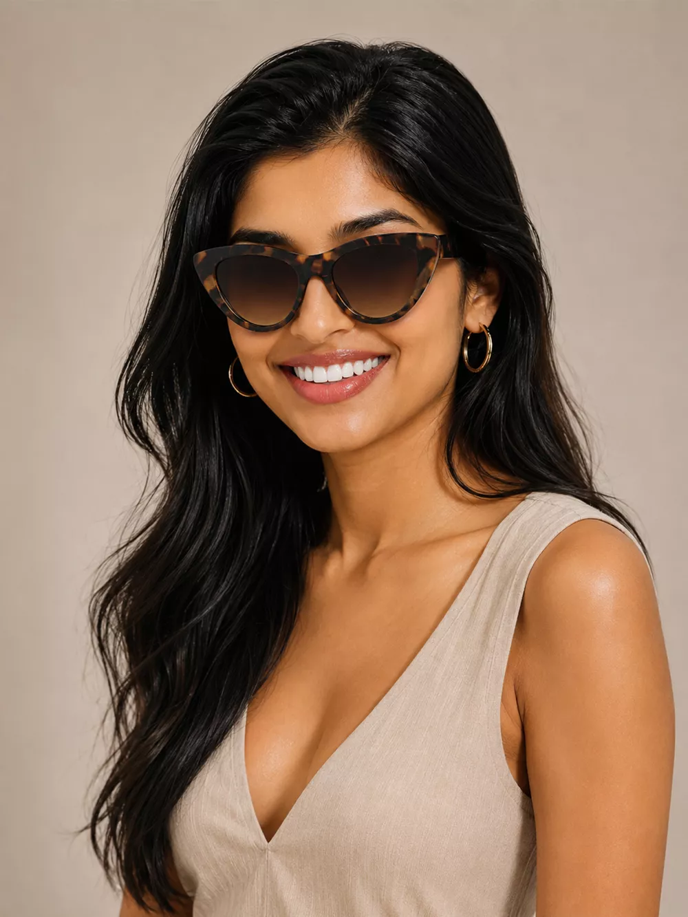 Chic Cat-Eye Sunglasses, image 5