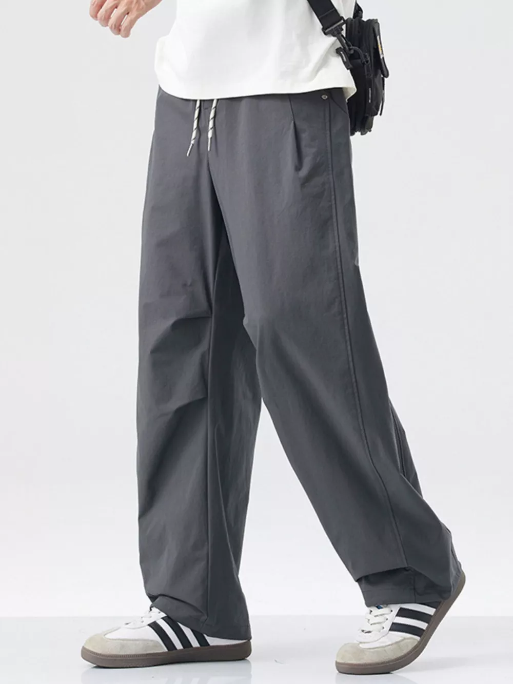 Men's Loose Fit Drawstring Cargo Pants, image 4