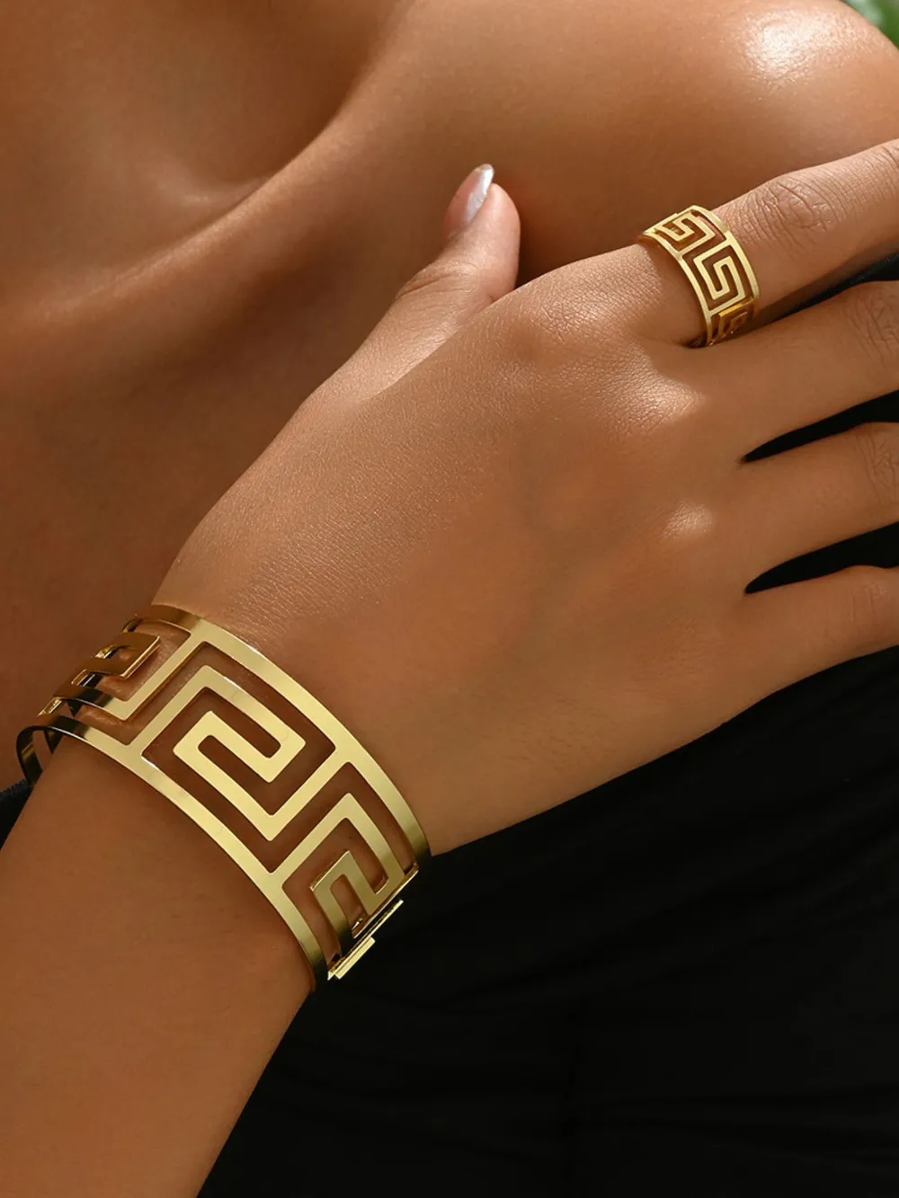18K Gold-Plated Stainless Steel Geometric Bracelet and Ring Jewelry Set, image 2