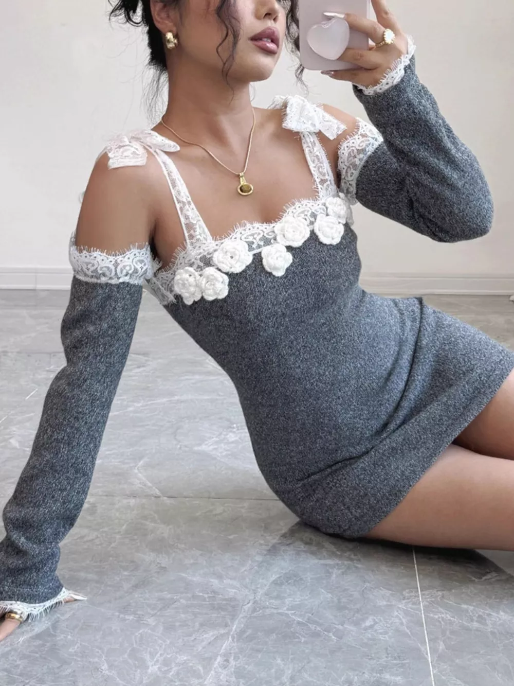 Elegant Crochet Off-Shoulder Lace Trimmed Knit Dress with Detachable Sleeves, image 4