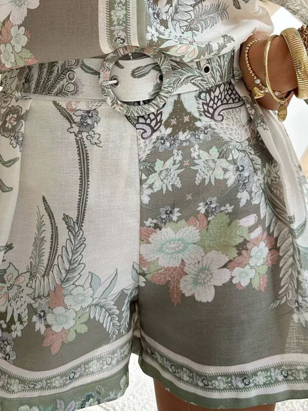 Floral Print Button-Down Shirt and Belted Shorts Two-Piece Set, image 6