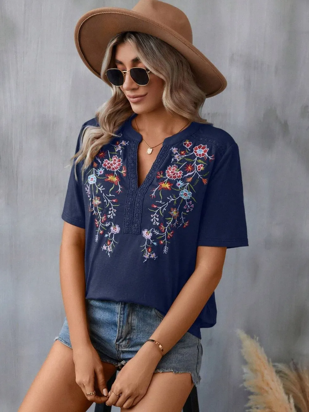 Embroidered Notched Short Sleeve T-Shirt, image 13