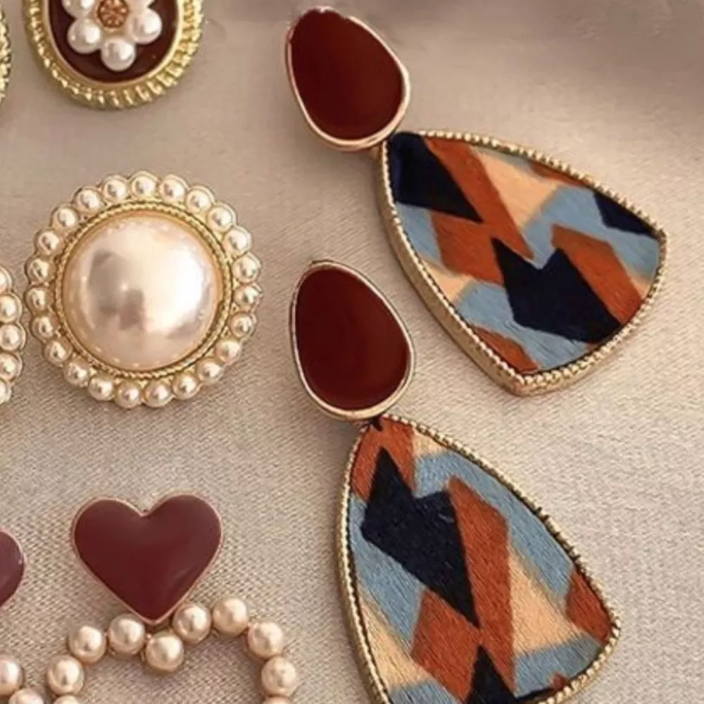 Colorful Abstract Pattern Drop Earrings, image 5