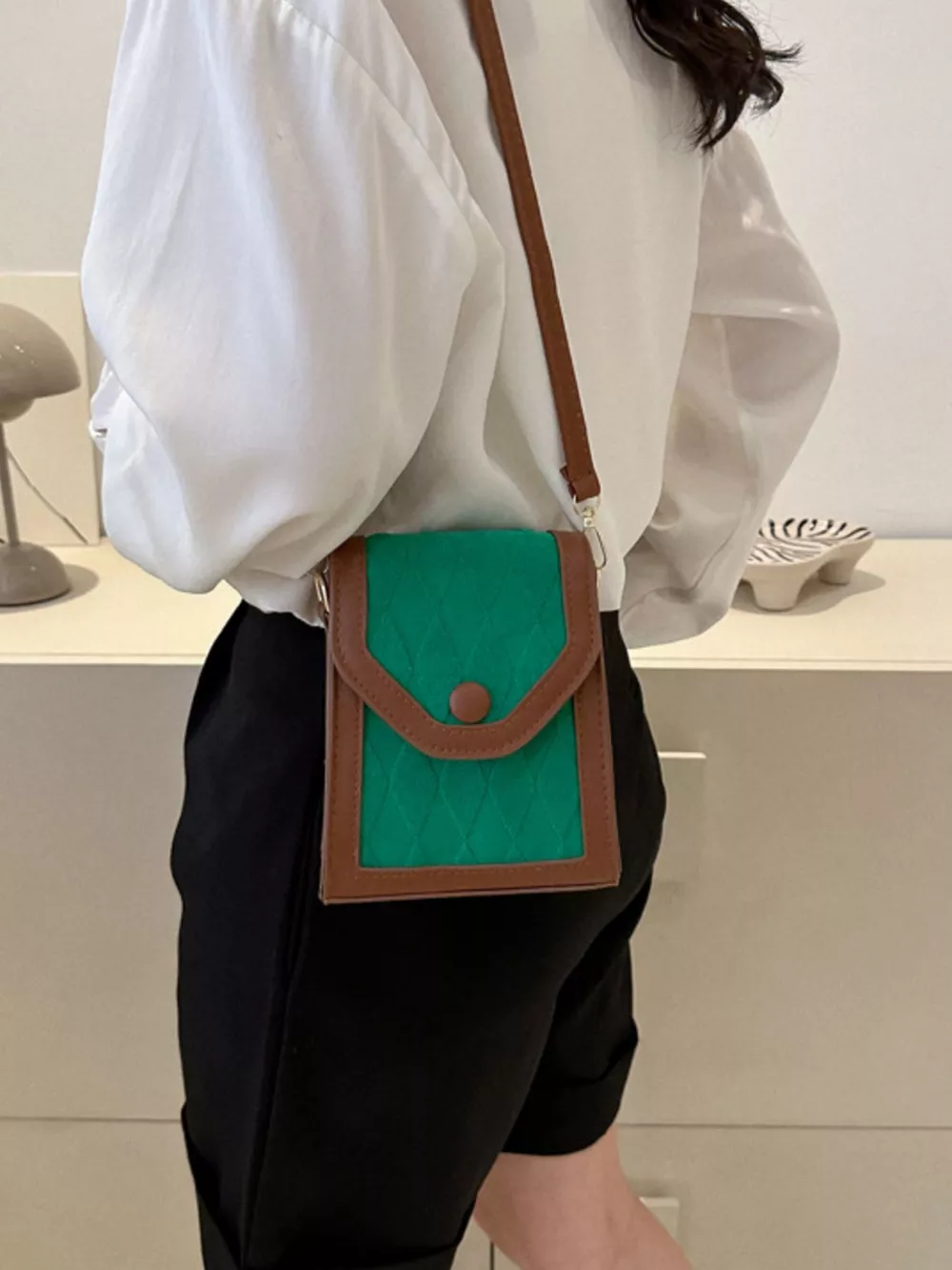 Adjustable Strap Flap Crossbody Bag, image 6
