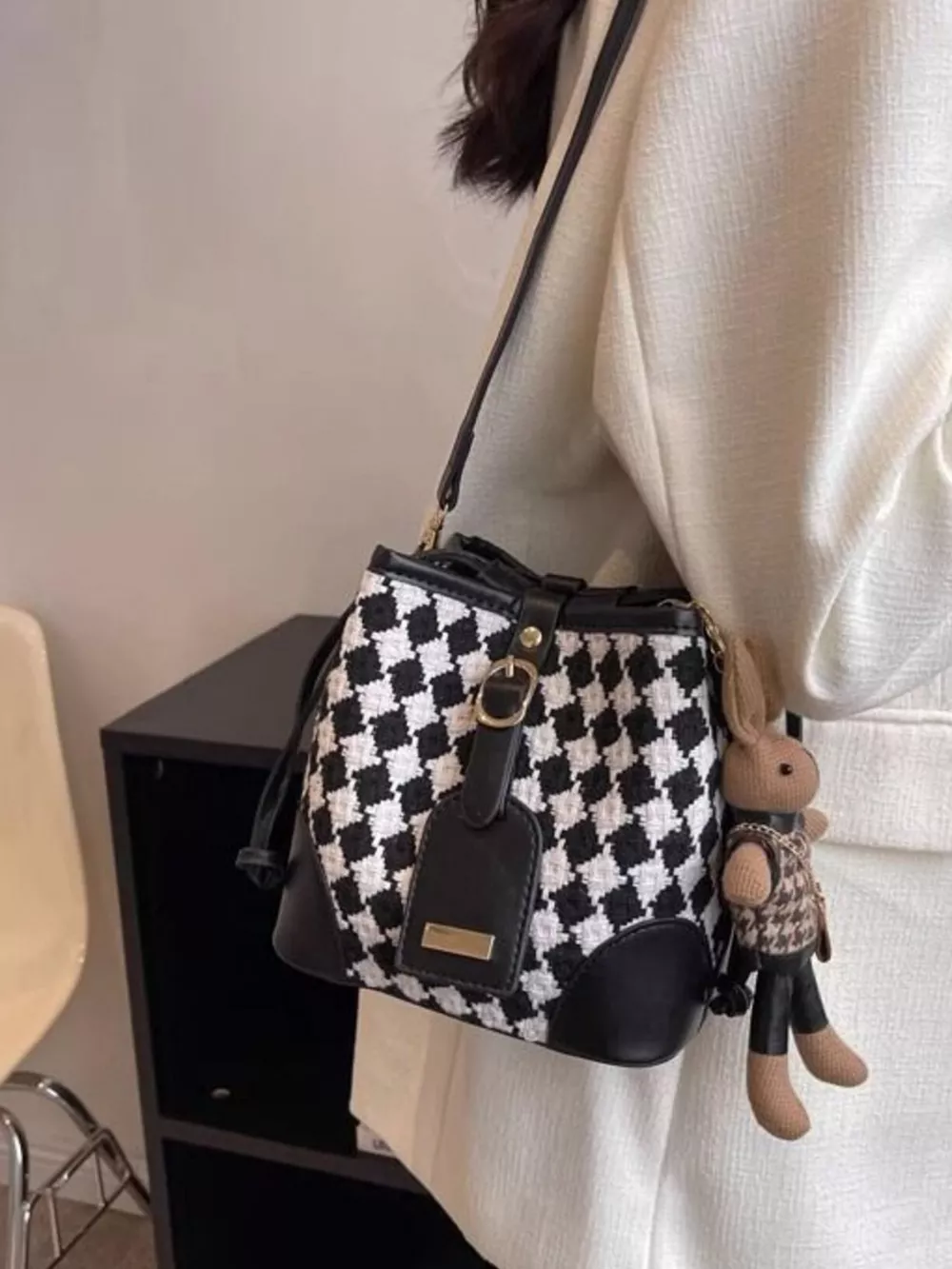 Checkerboard Pattern Bucket Crossbody Bag, image 2