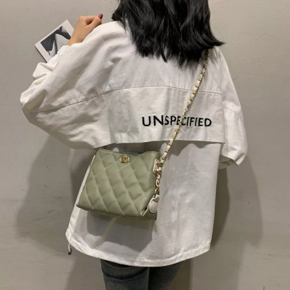Quilted Chain Strap Crossbody Bag, image 6