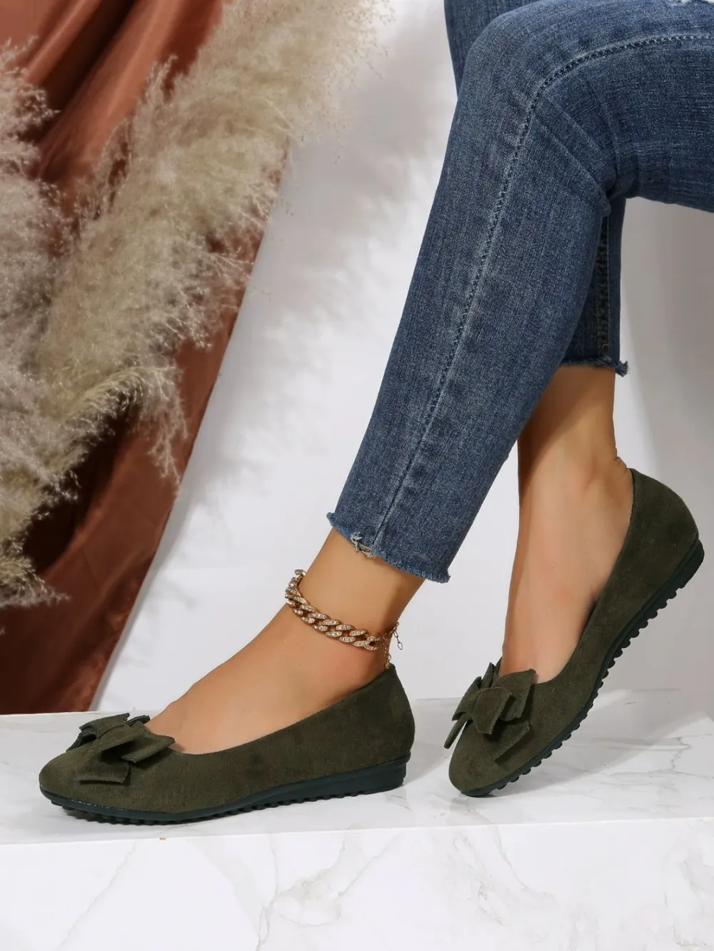 Bow Solid Color Round Toe Flat Slip-Ons, image 3