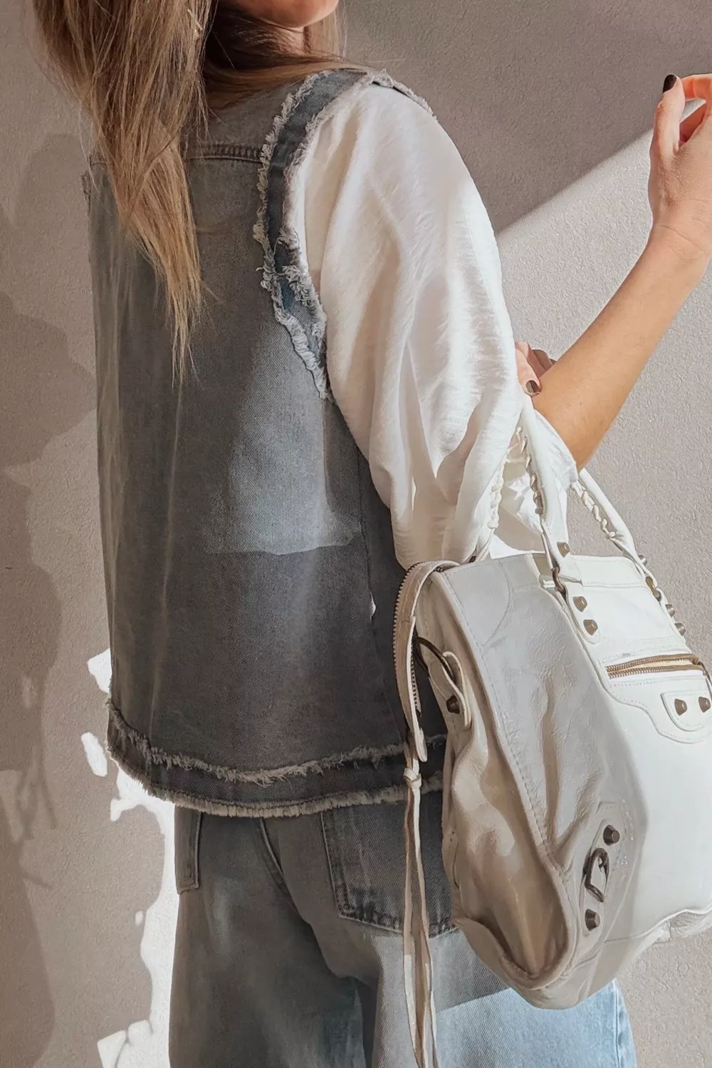 Frayed Edge Flap Pockets Denim Vest Jacket, image 6