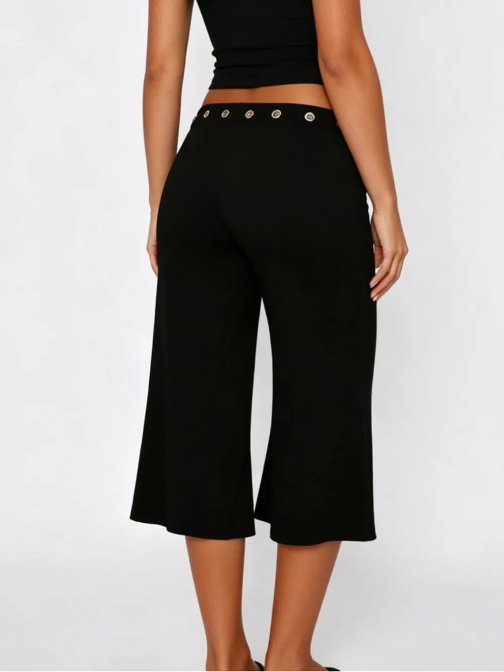 Mid Rise Capris Pants, image 3