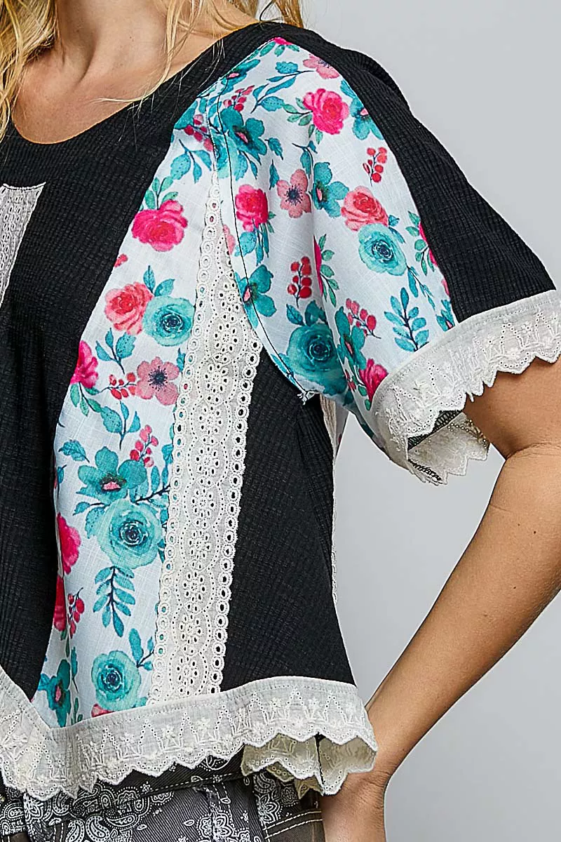 Round Neck Ribbed Cropped Top with Lace Detail, image 6
