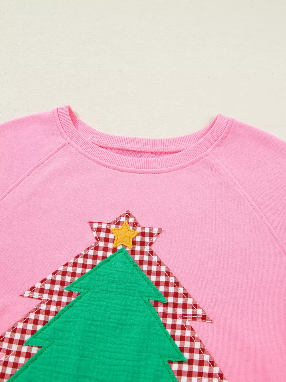 Plaid Contrasted Double Christmas Tree Patched Raglan Sleeve Pullover 2pcs Short Set, image 7
