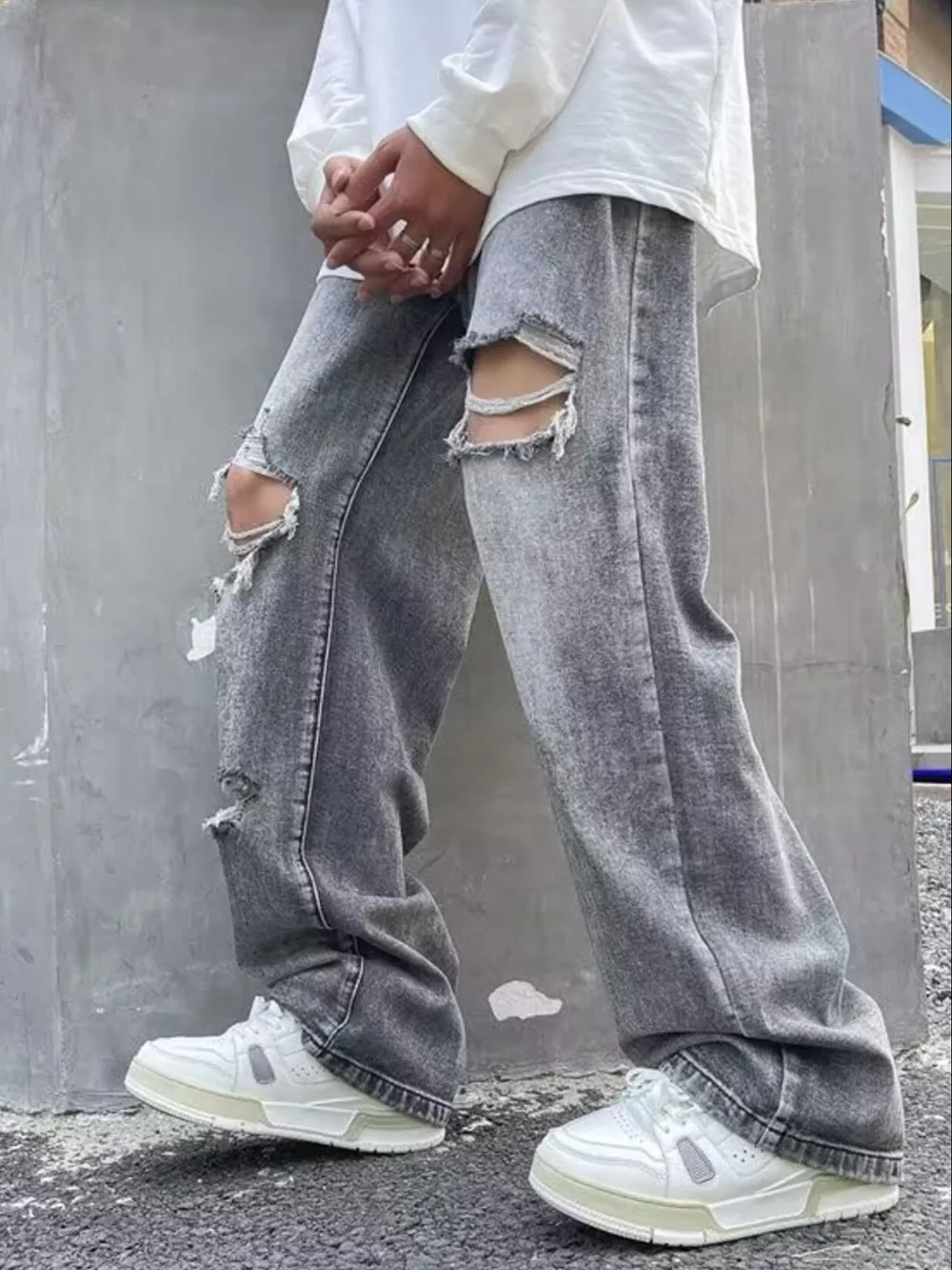 Men's Plus Size Distressed Wide Leg Jeans, image 2