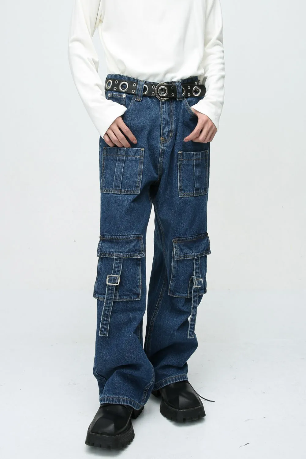Mid Rise Men's Jeans with Cargo Pockets, image 2