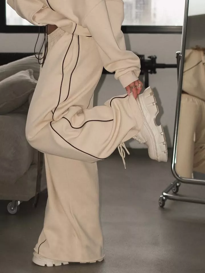 Cropped Zip-Up Hoodie and Wide-Leg Sweatpants Lounge Set, image 17