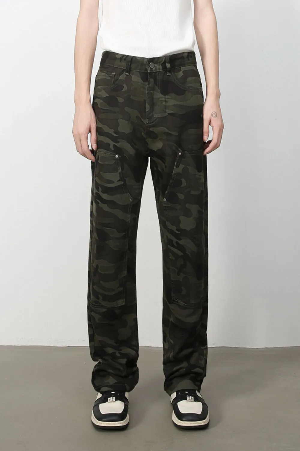 Men's Camouflage Straight Leg Cargo Jeans