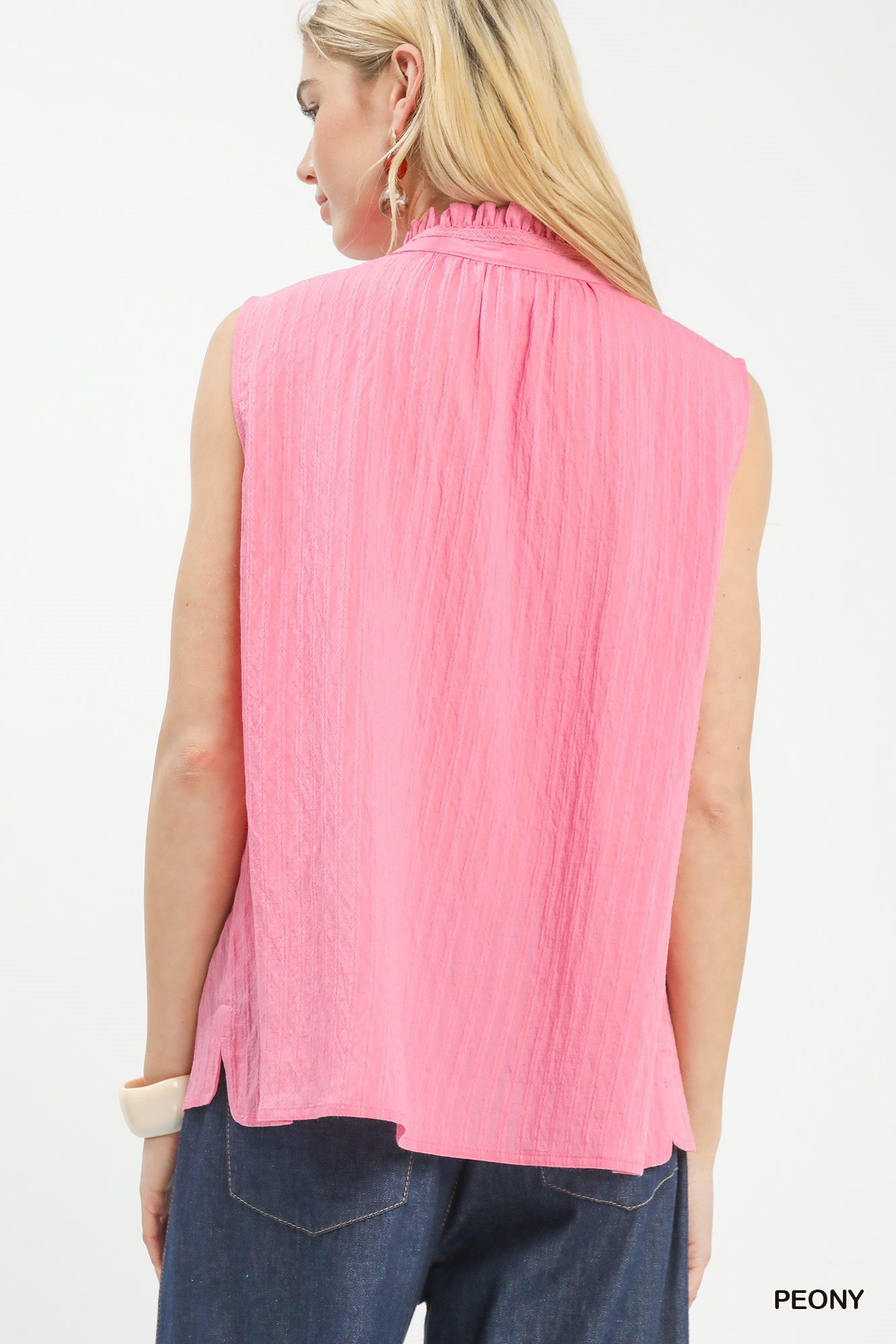 Sleeveless Textured Split Neck Top, image 4