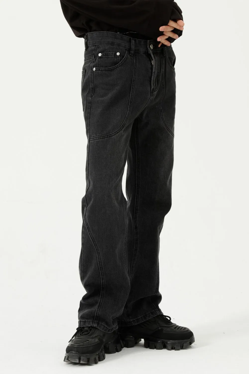 Straight-Leg Jeans with Stitch Detail, image 3
