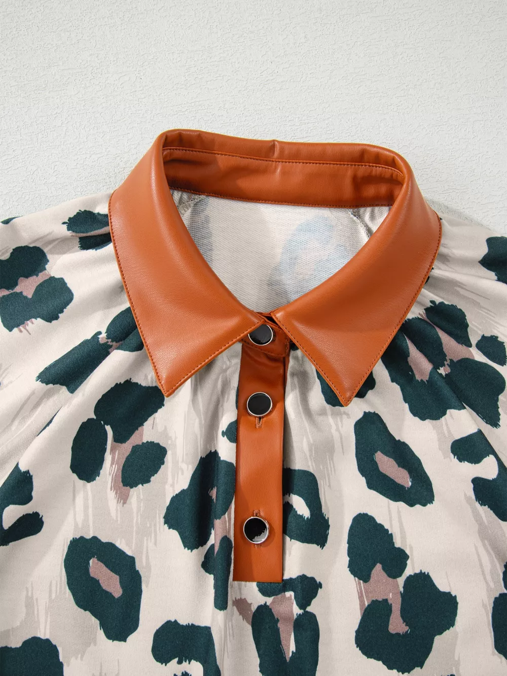 \Leopard Print Button Contrast Collared Short Sleeve Blouse, image 9