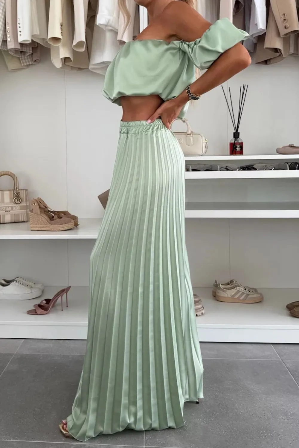 Off-Shoulder Top and Pleated Pants Set, image 18