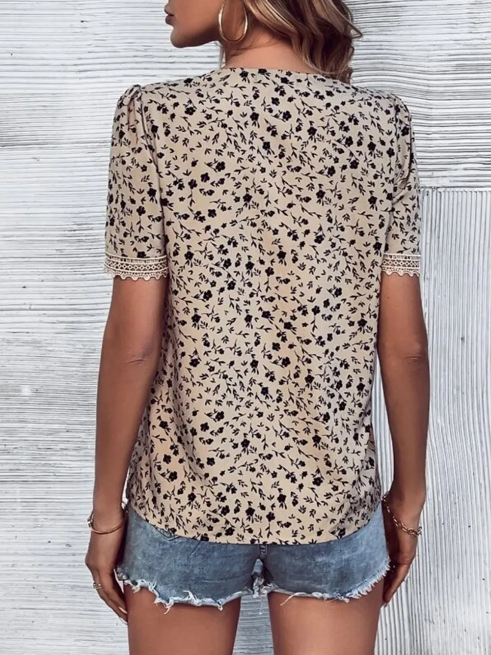 Full Size Printed V-Neck Short Sleeve Blouse, image 11