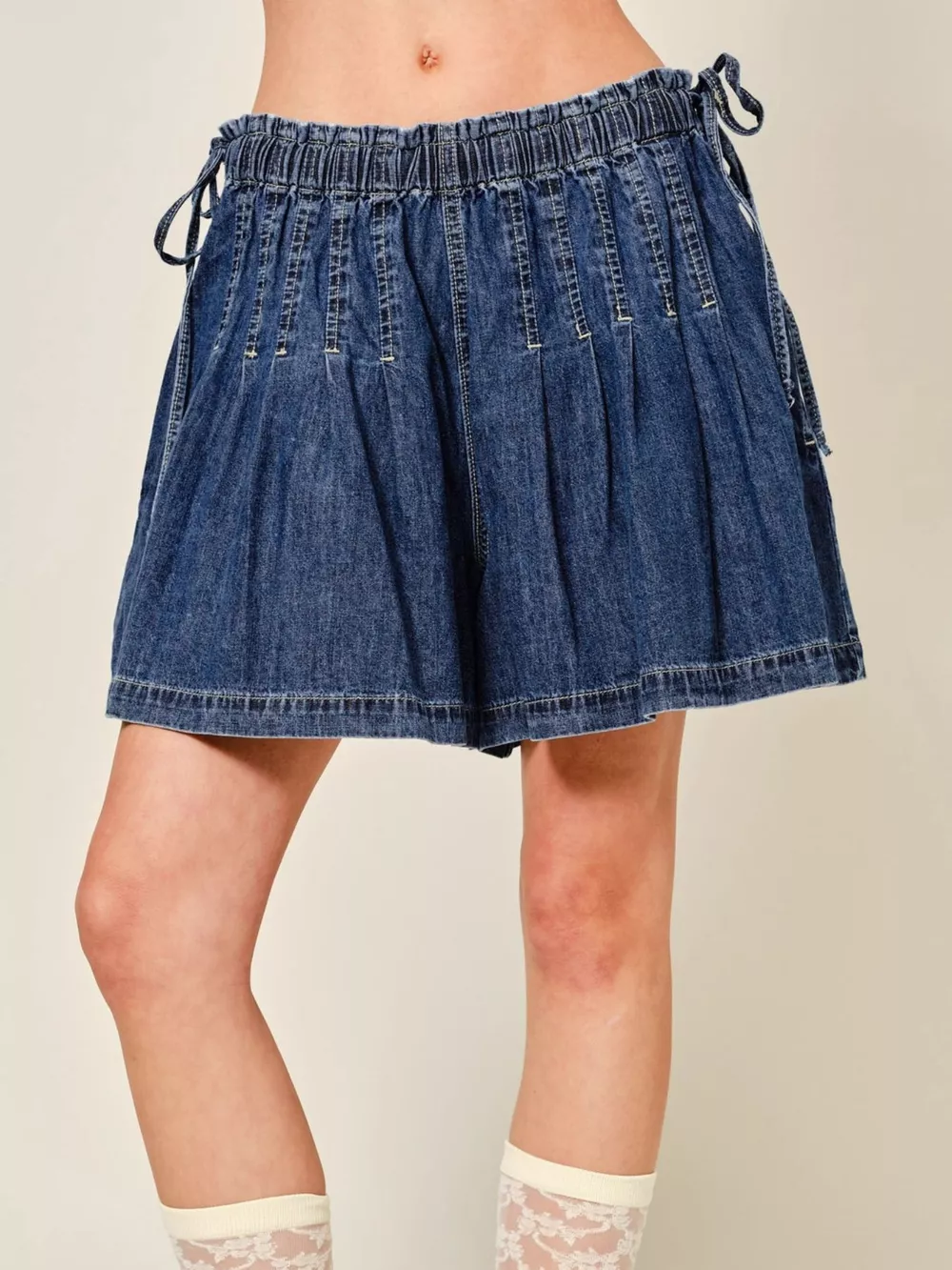 Pleated Elastic Waist Denim Shorts, image 3