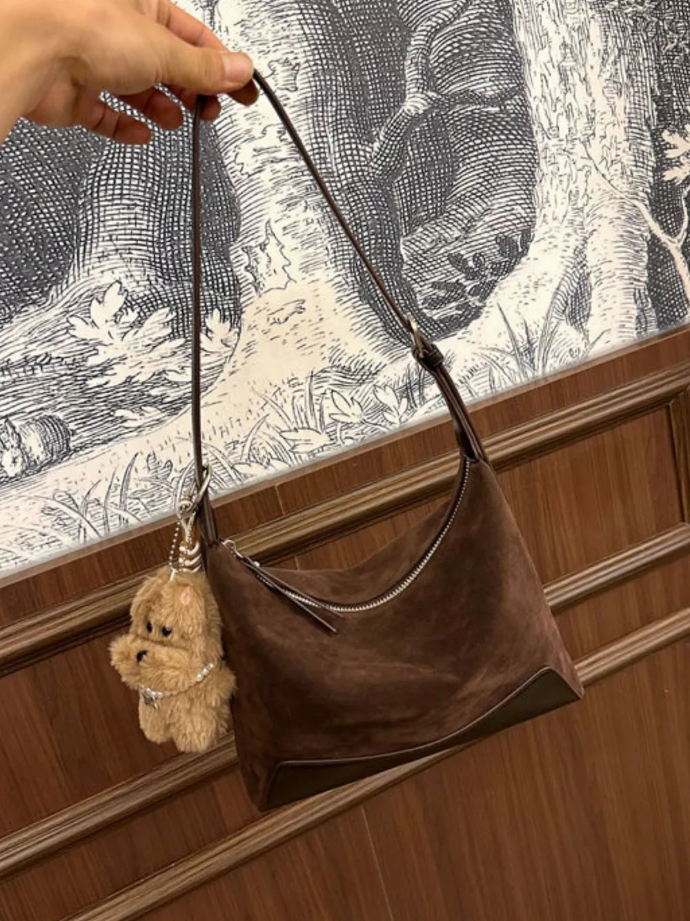 Adjustable Strap Crossbody Bag