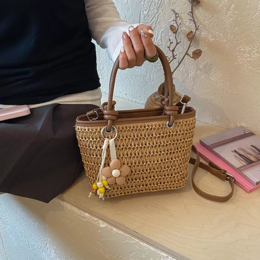 Woven Straw Shoulder Bag, image 2