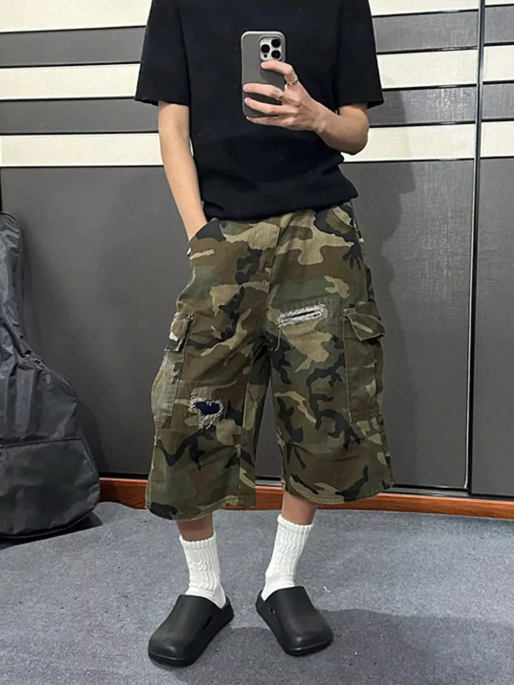 Men's Full Size Camouflage Cargo Denim Shorts with Distressed Details Plus Size, image 2
