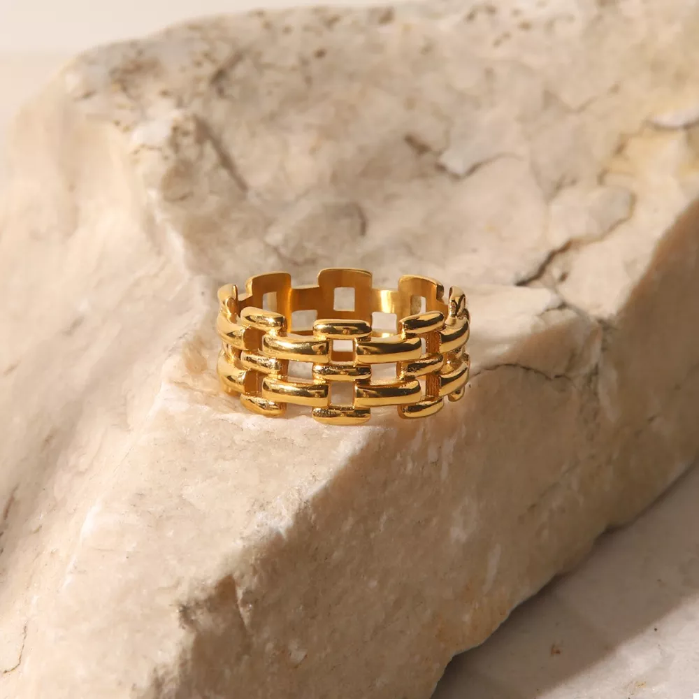 18K Gold-Plated Cutout Ring, image 4