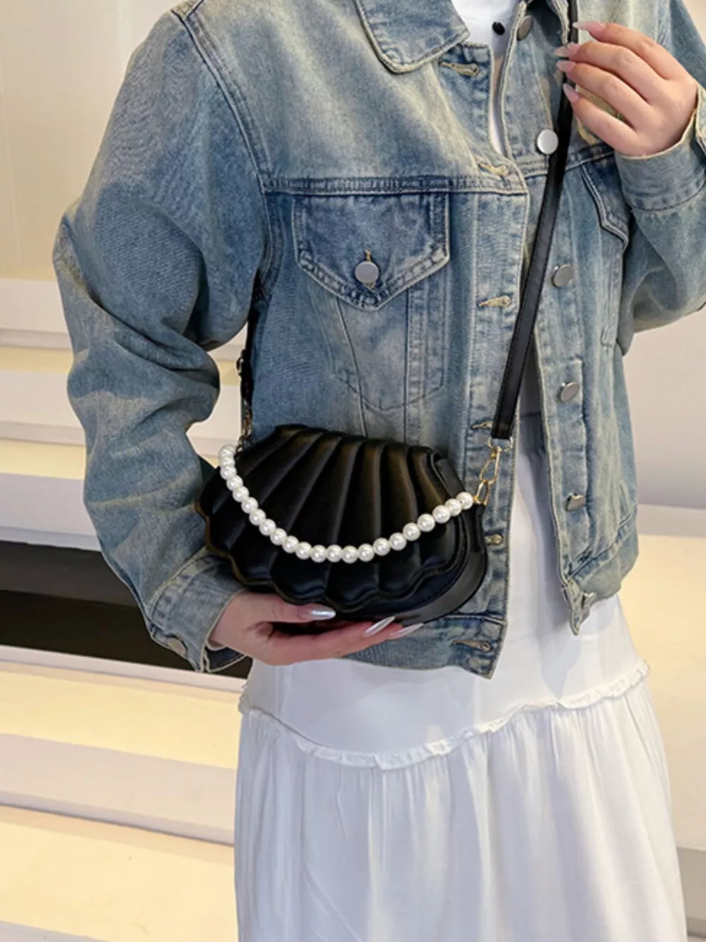 Shell-Shaped Pearl Decor Crossbody Bag, image 3