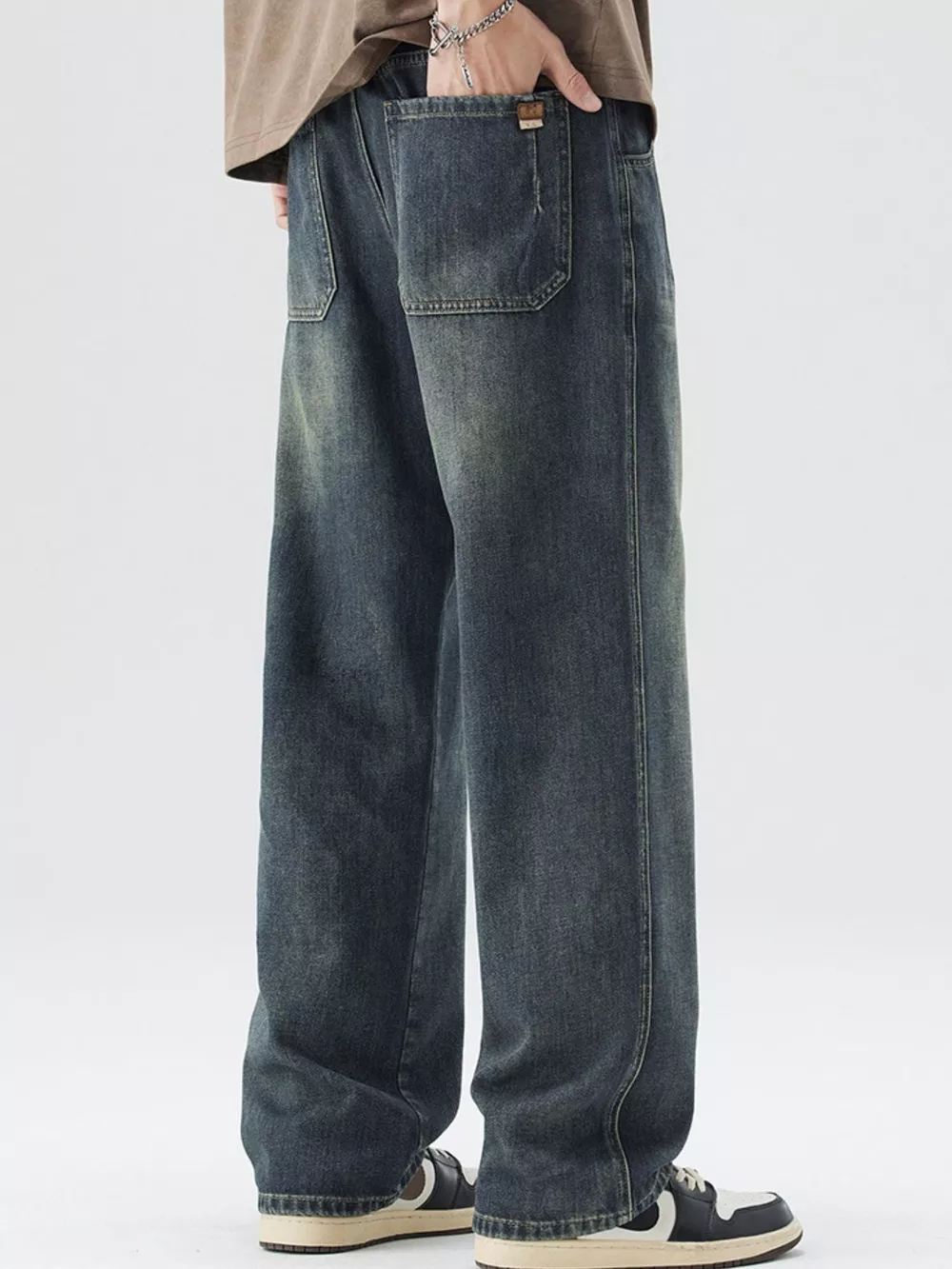Men's Washed Wide Leg Relaxed Fit Jeans, image 10