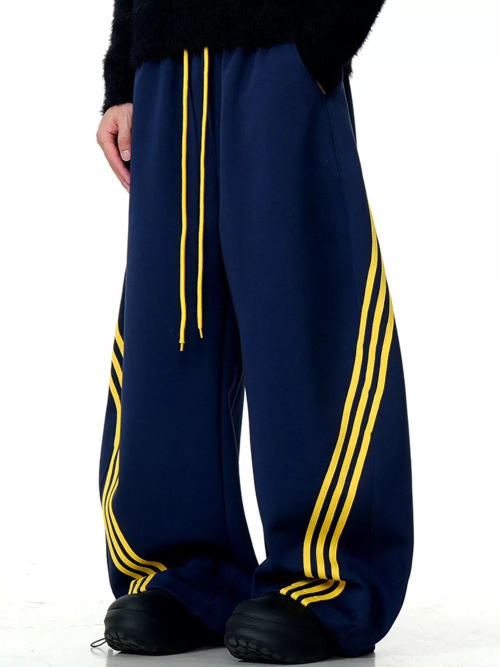 Men's Wide-Leg Striped Pants, image 3