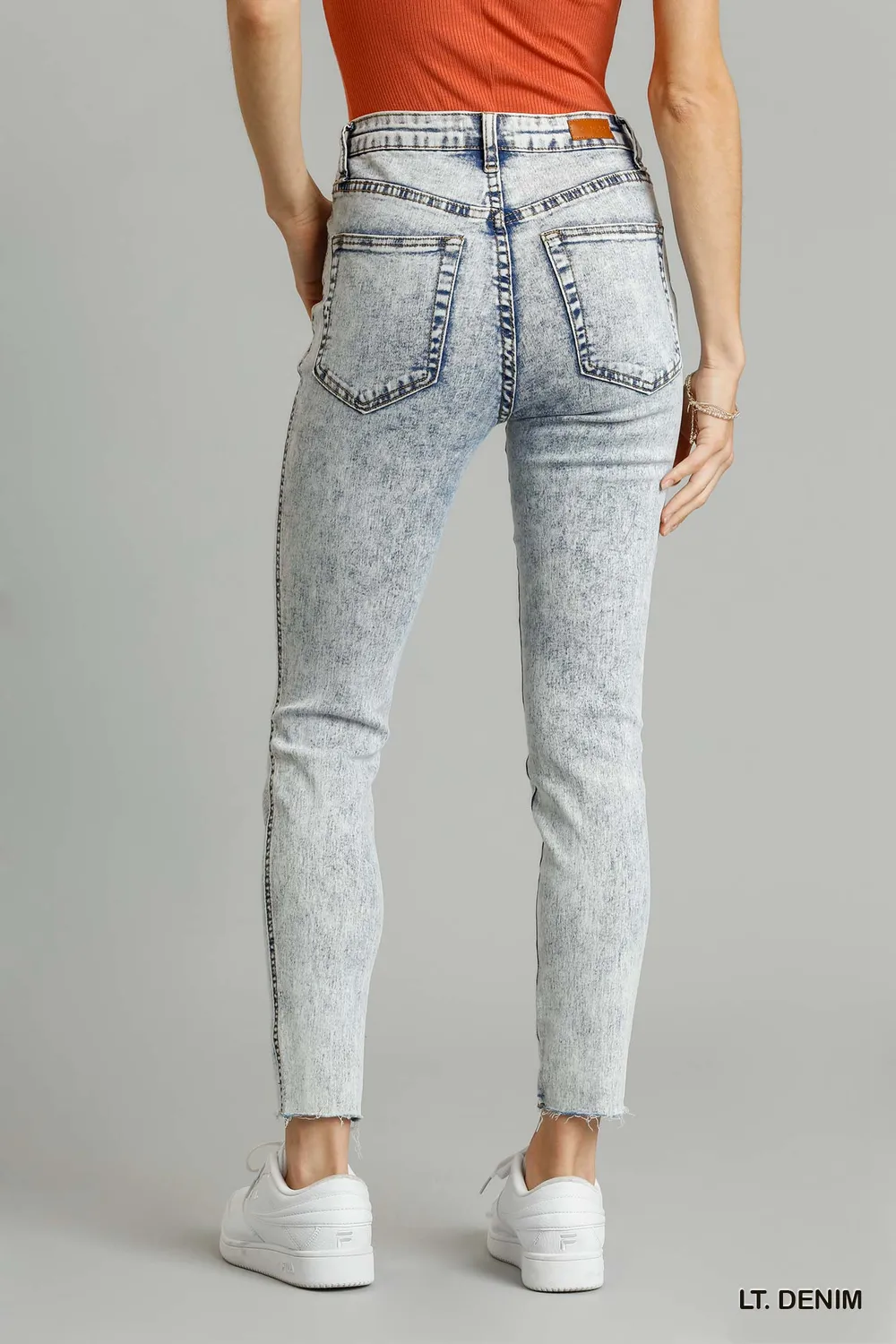 5-Pockets Distressed Detail Stretch Denim Skinny Jeans with Unfinished Hem, image 4